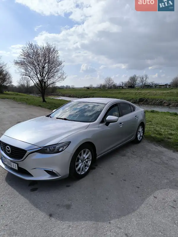 Mazda 6