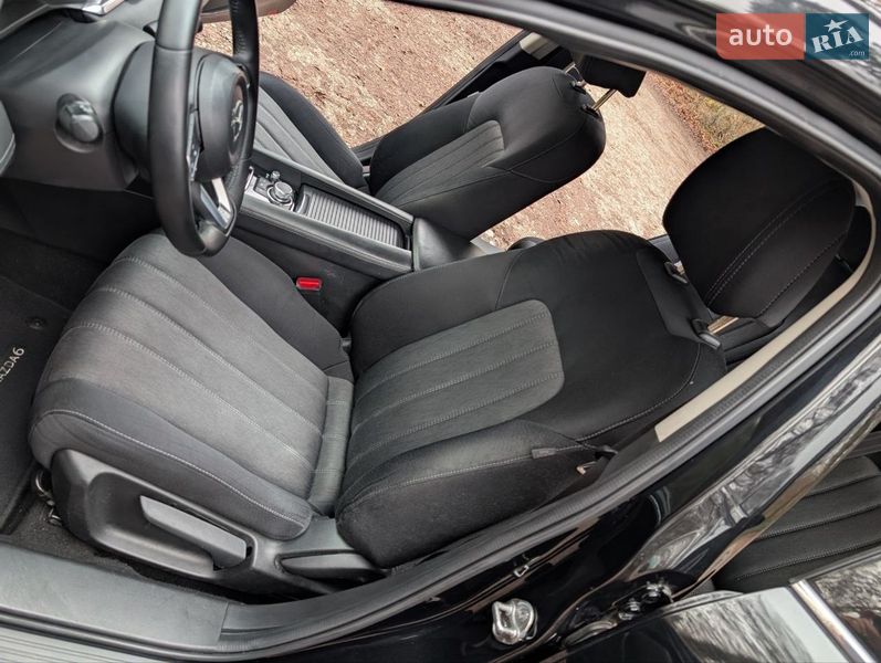 Седан Mazda 6 2019 в Киеве