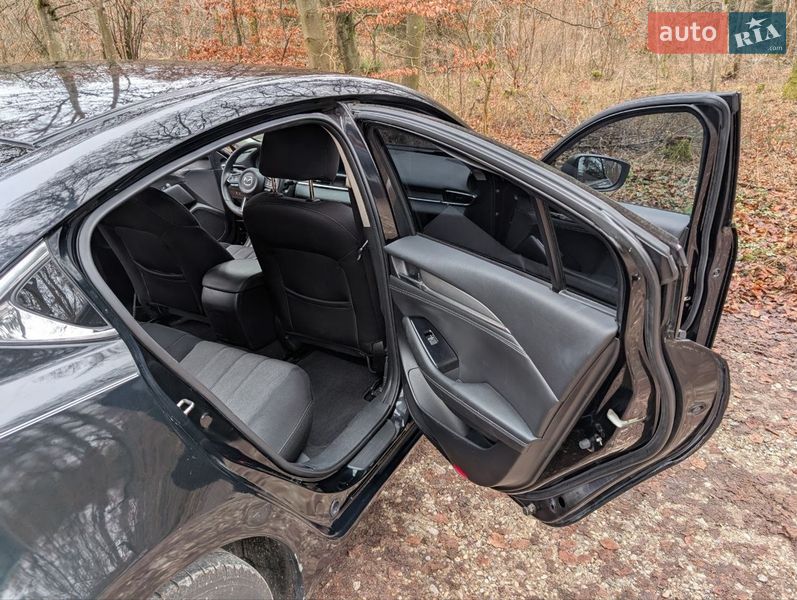 Седан Mazda 6 2019 в Киеве