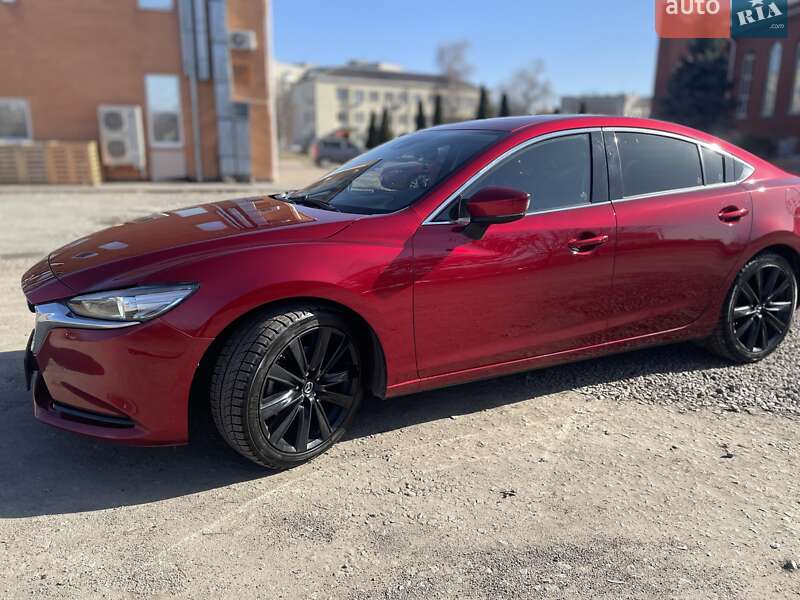 Седан Mazda 6 2020 в Вишневом