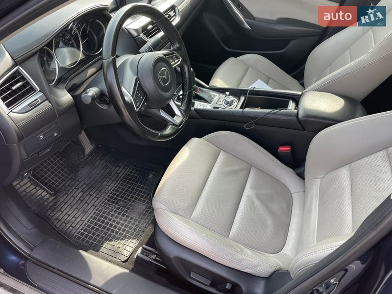 Седан Mazda 6 2017 в Львове
