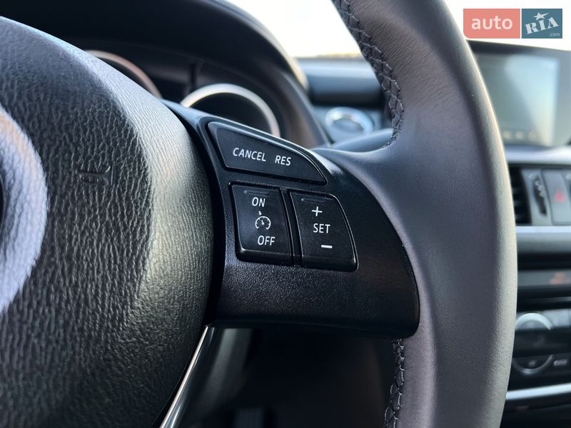 Седан Mazda 6 2016 в Киеве