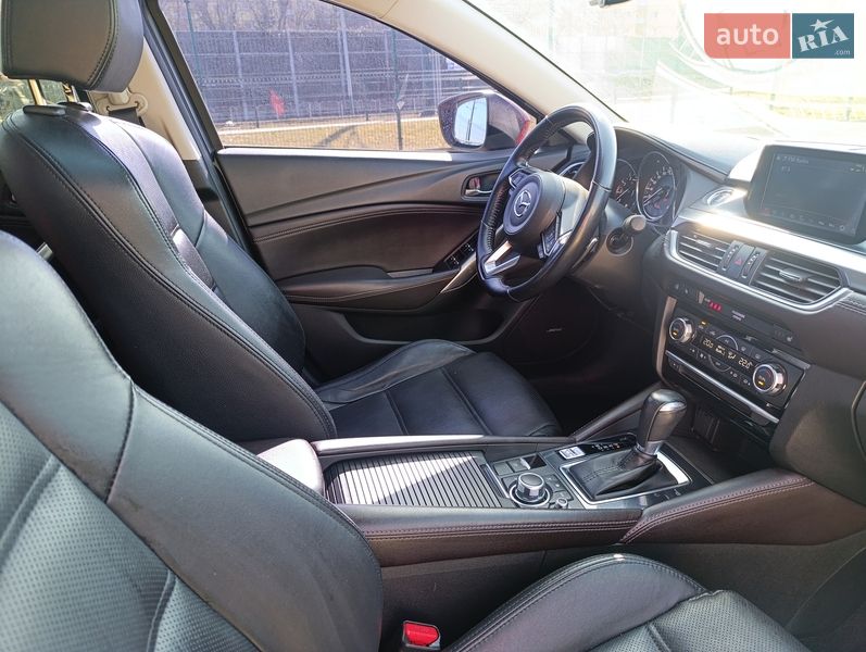 Седан Mazda 6 2017 в Киеве