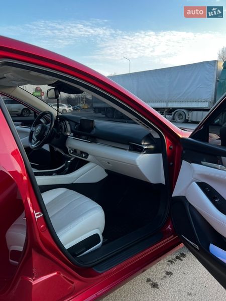 Седан Mazda 6 2018 в Киеве