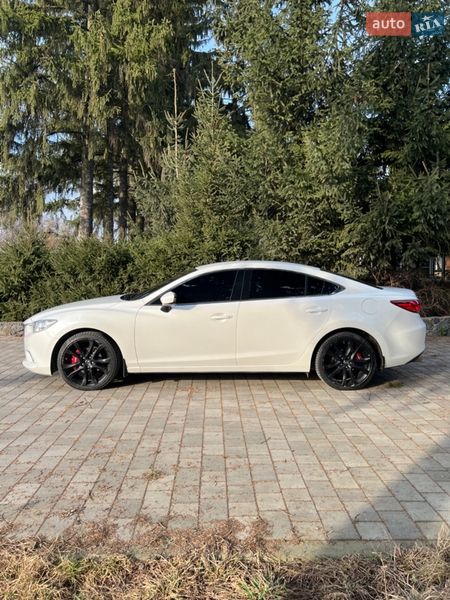 Седан Mazda 6 2015 в Староконстантинове