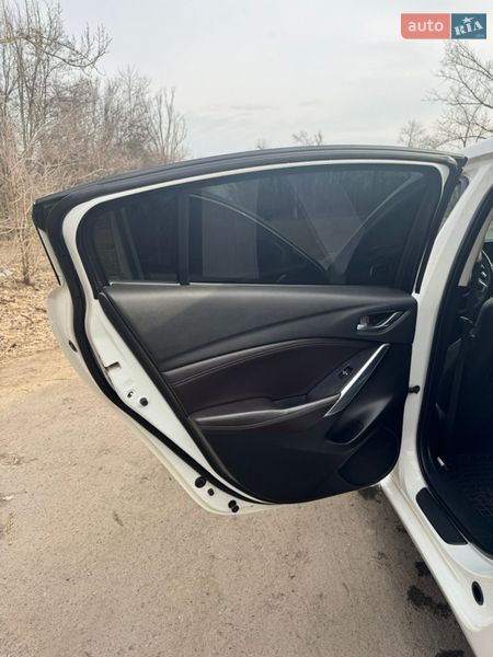 Седан Mazda 6 2016 в Кривом Роге