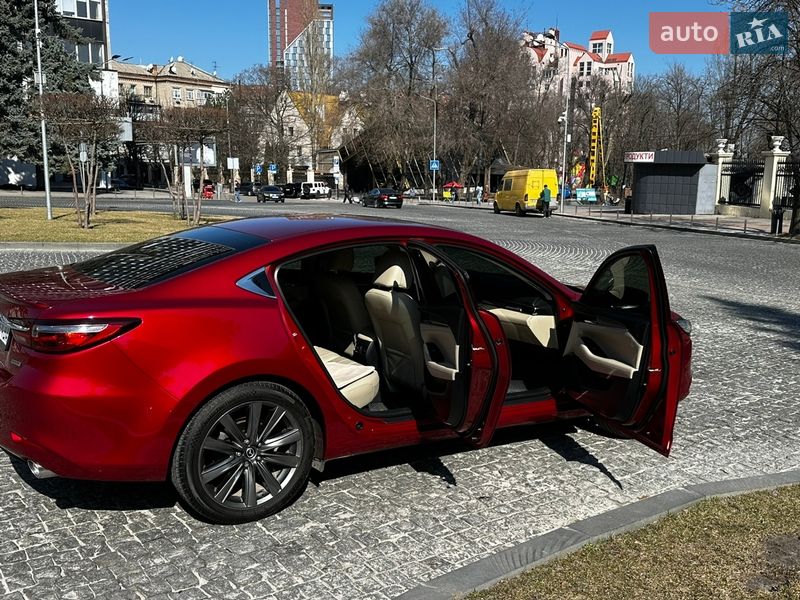 Седан Mazda 6 2018 в Днепре