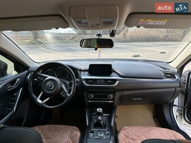 Седан Mazda 6 2016 в Дубні