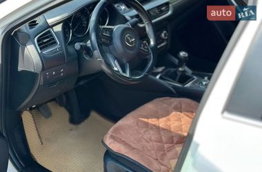 Седан Mazda 6 2016 в Дубні