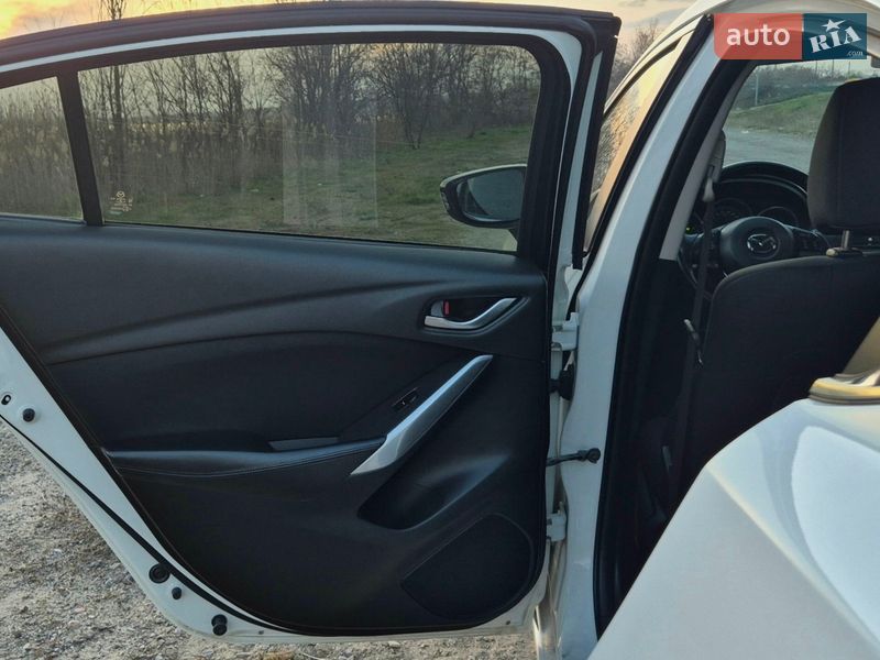 Седан Mazda 6 2014 в Николаеве