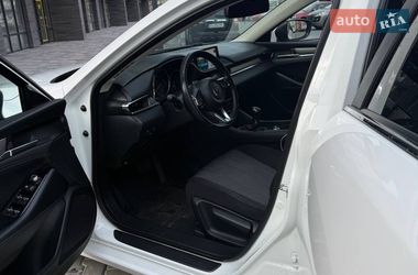 Седан Mazda 6 2019 в Киеве