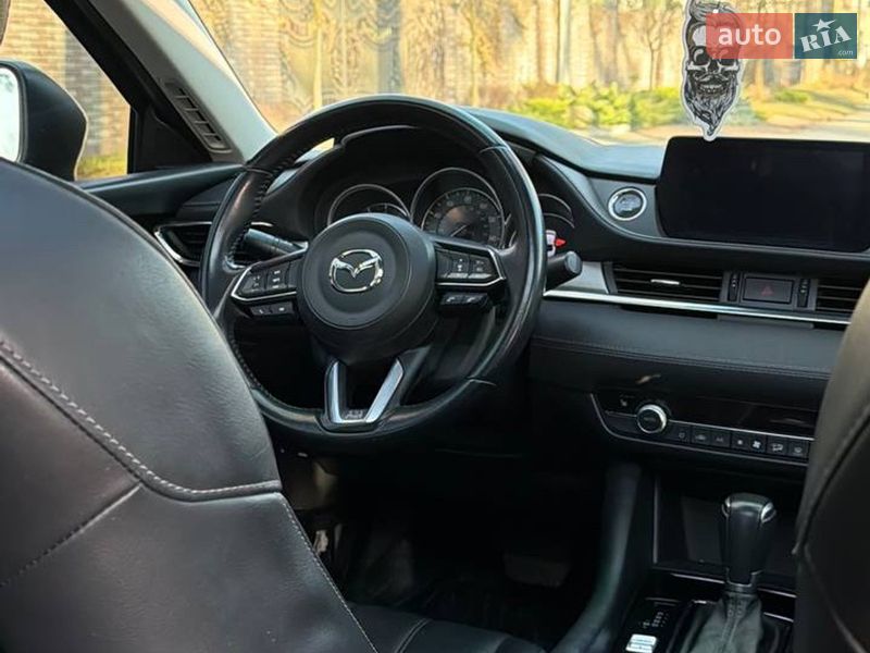 Седан Mazda 6 2018 в Буче