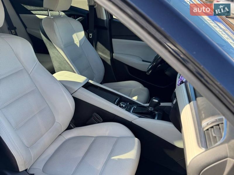 Седан Mazda 6 2016 в Калуші
