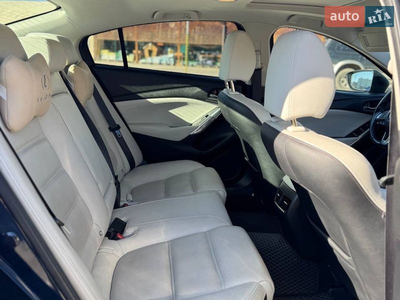 Седан Mazda 6 2016 в Калуші