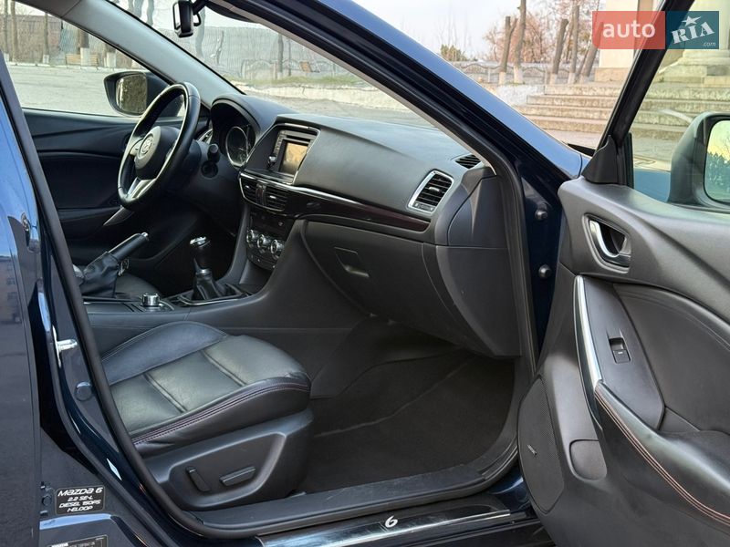 Седан Mazda 6 2014 в Таращі