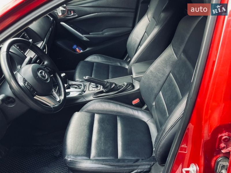 Седан Mazda 6 2013 в Тернополе