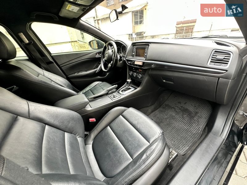 Седан Mazda 6 2013 в Ивано-Франковске