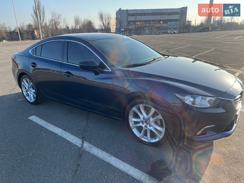 Седан Mazda 6 2014 в Кривом Роге