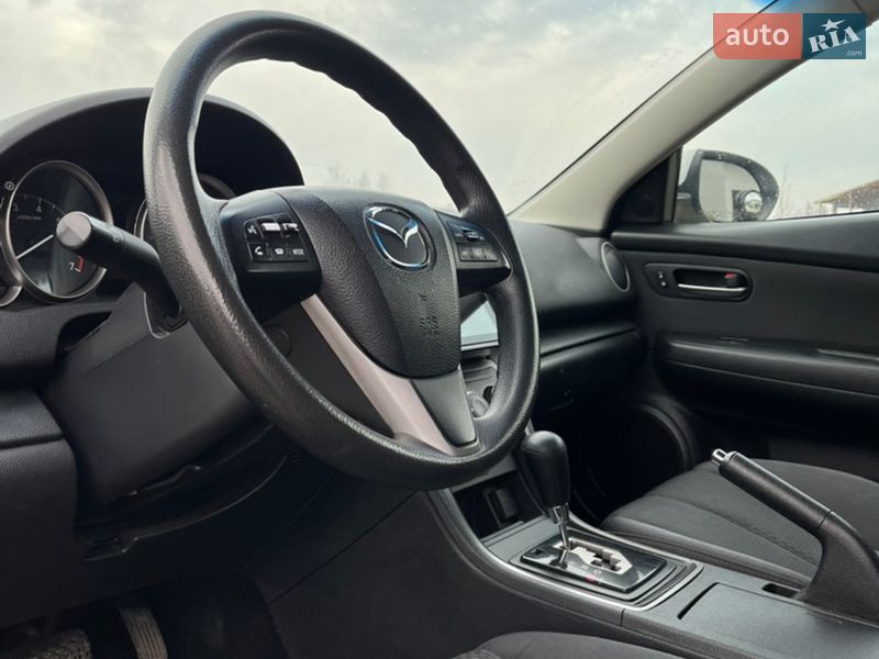 Седан Mazda 6 2012 в Львове