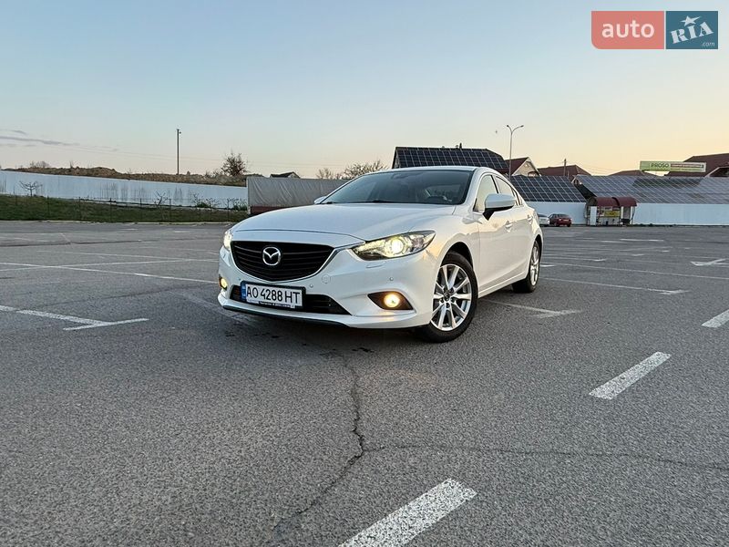 Седан Mazda 6 2014 в Ужгороде
