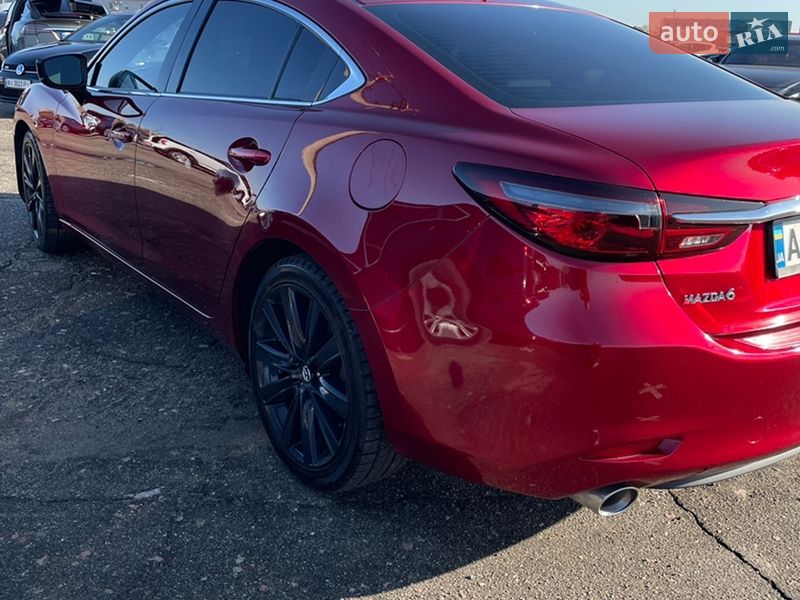Седан Mazda 6 2020 в Вишневом
