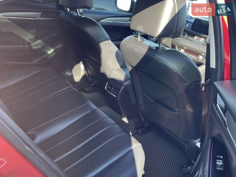Седан Mazda 6 2020 в Вишневом