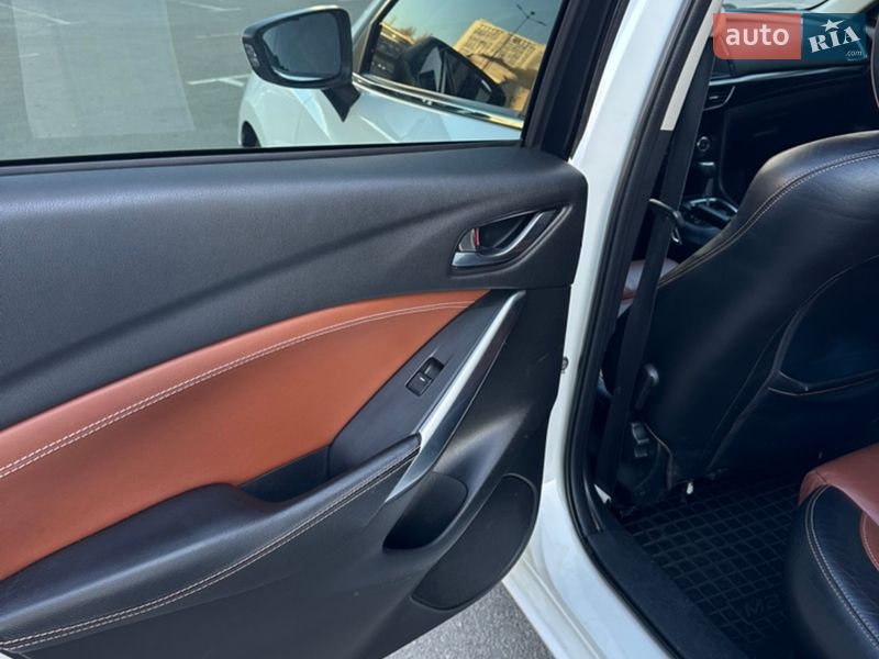 Седан Mazda 6 2013 в Киеве