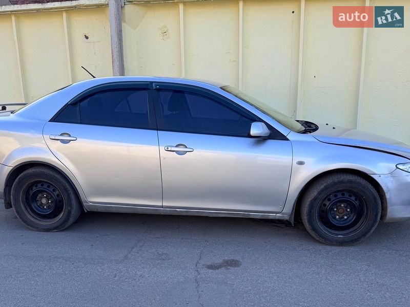Седан Mazda 6 2004 в Харкові