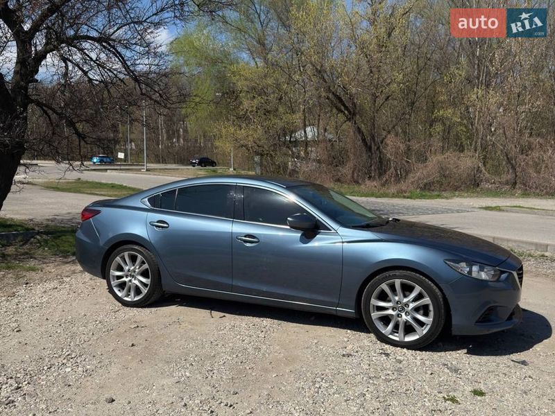 Седан Mazda 6 2014 в Днепре
