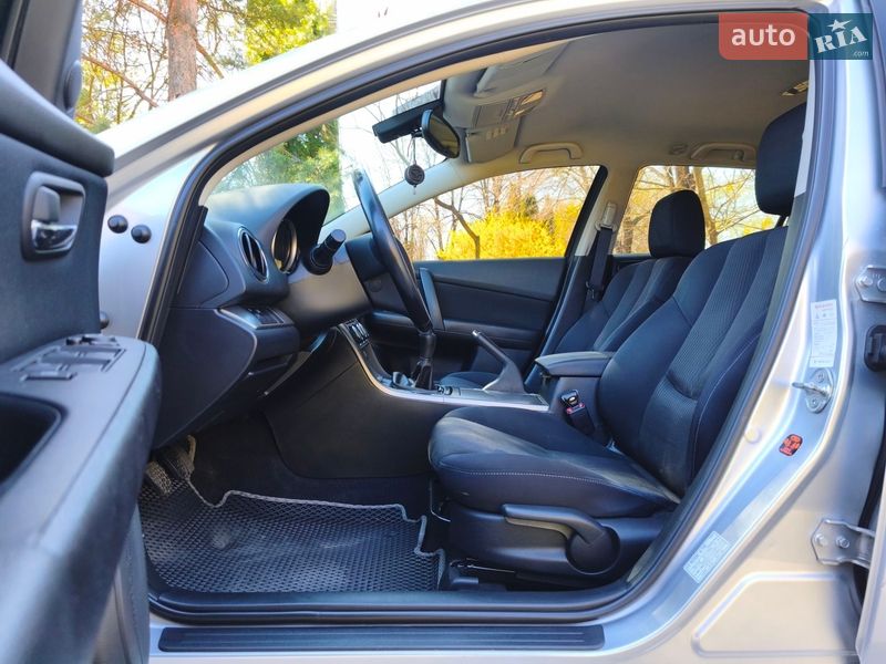 Универсал Mazda 6 2010 в Ровно
