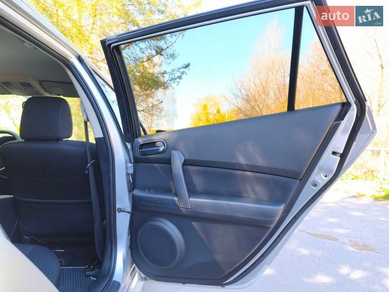 Универсал Mazda 6 2010 в Ровно