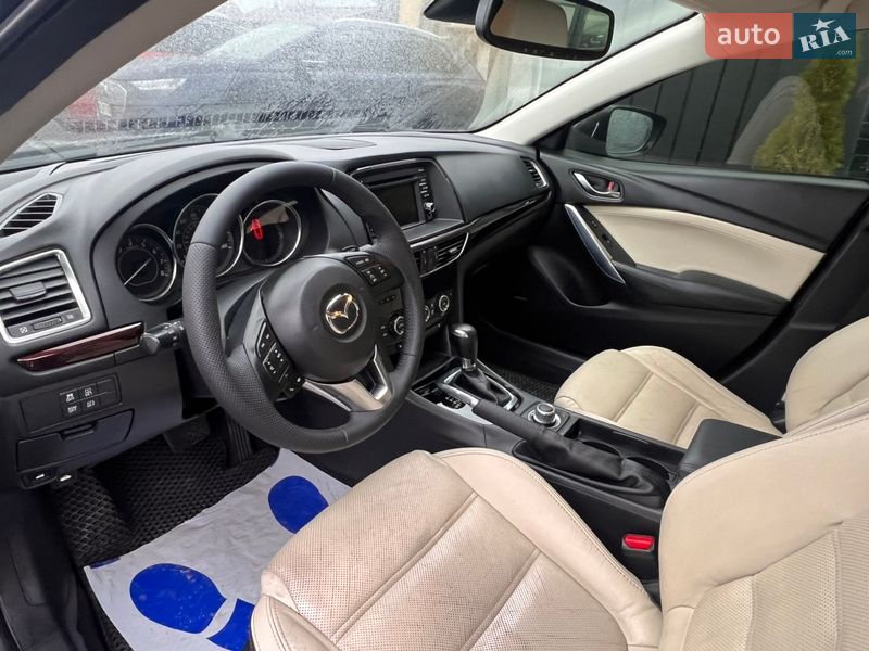 Седан Mazda 6 2015 в Львове