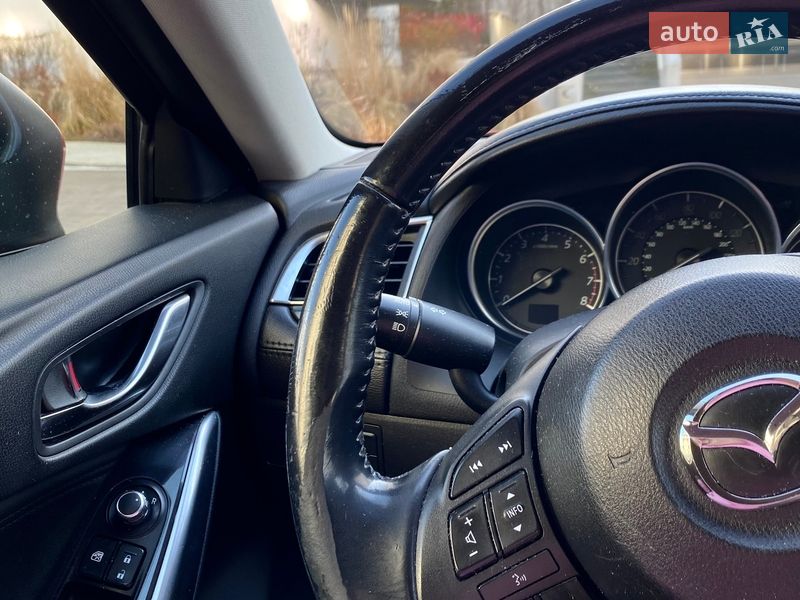 Седан Mazda 6 2015 в Львові
