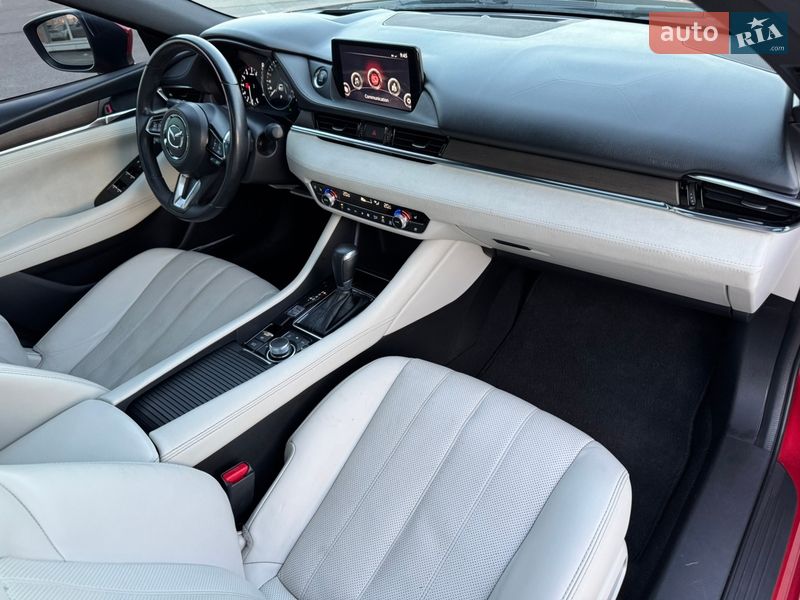 Седан Mazda 6 2019 в Киеве
