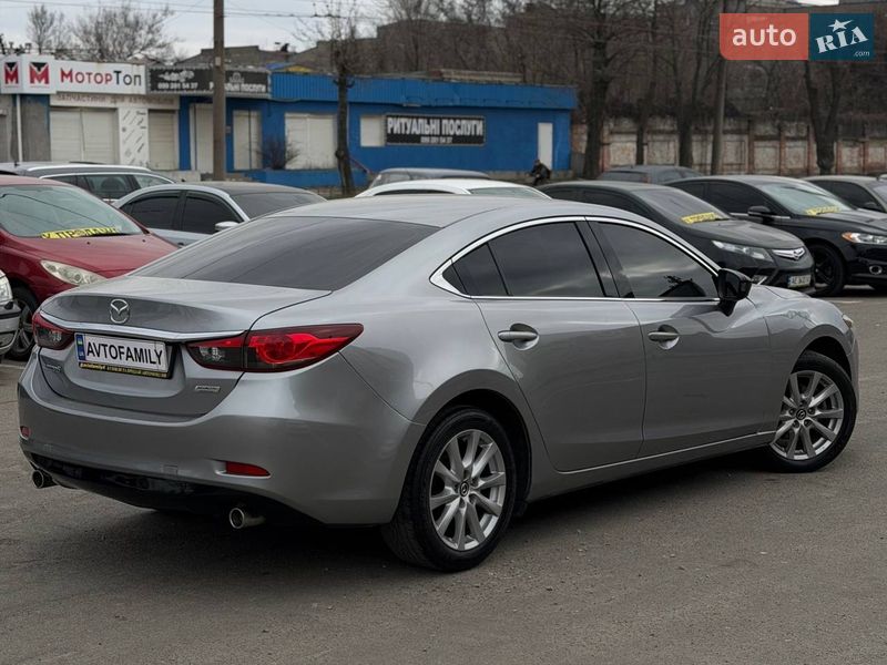 Седан Mazda 6 2014 в Днепре
