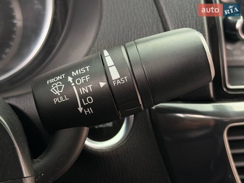 Седан Mazda 6 2014 в Днепре