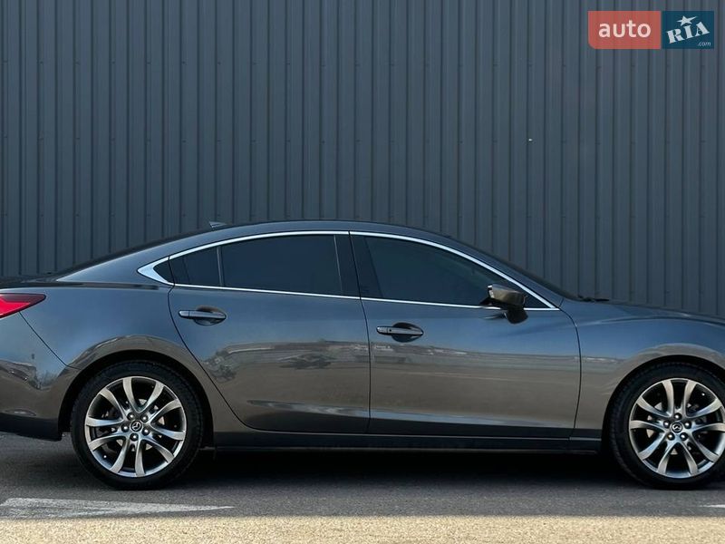 Седан Mazda 6 2015 в Николаеве