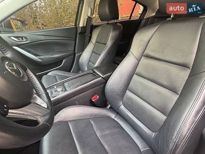 Седан Mazda 6 2015 в Киеве