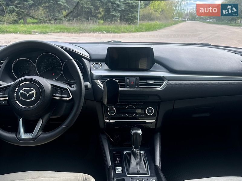 Седан Mazda 6 2017 в Кропивницком