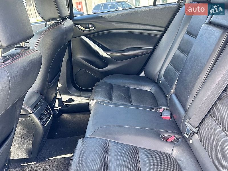 Седан Mazda 6 2014 в Харькове
