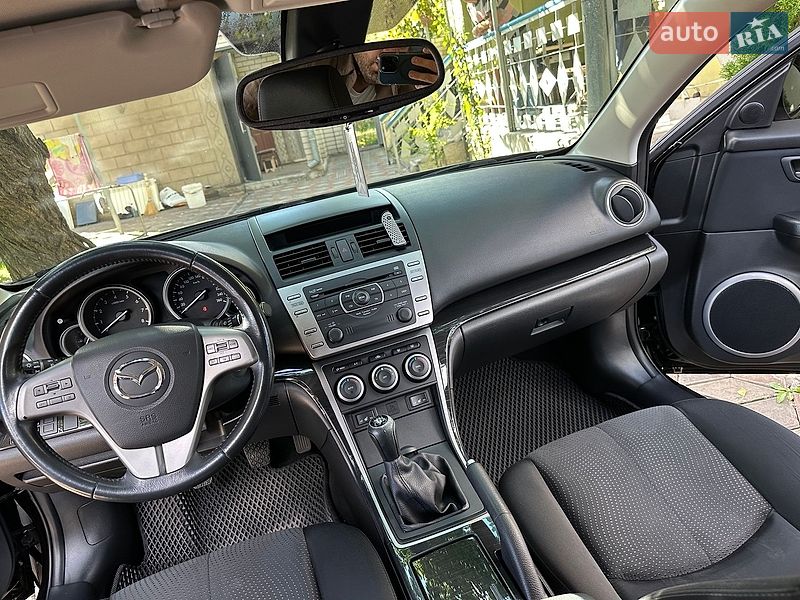Седан Mazda 6 2008 в Каменском