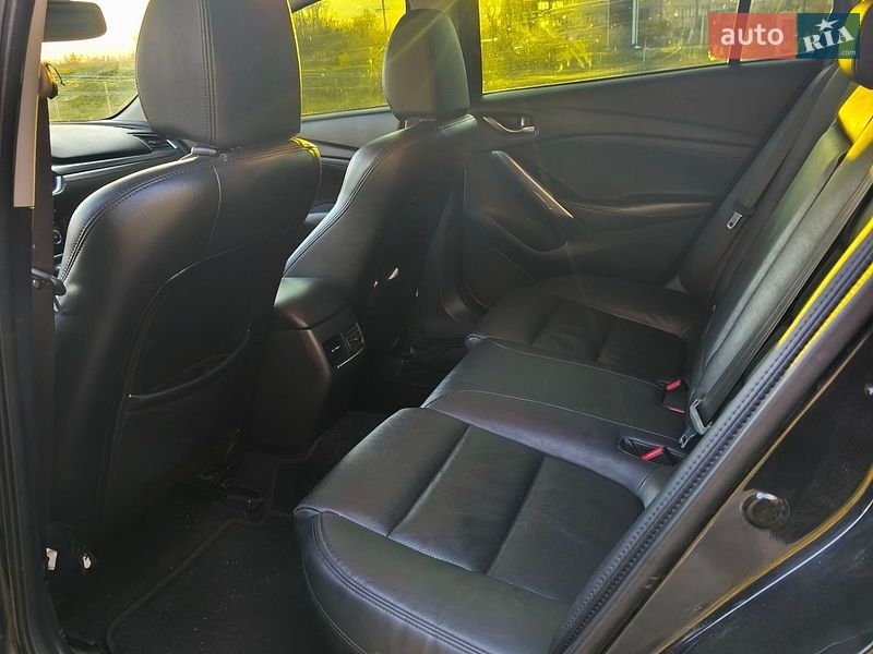 Седан Mazda 6 2016 в Александрие