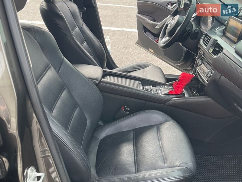 Седан Mazda 6 2015 в Полтаве