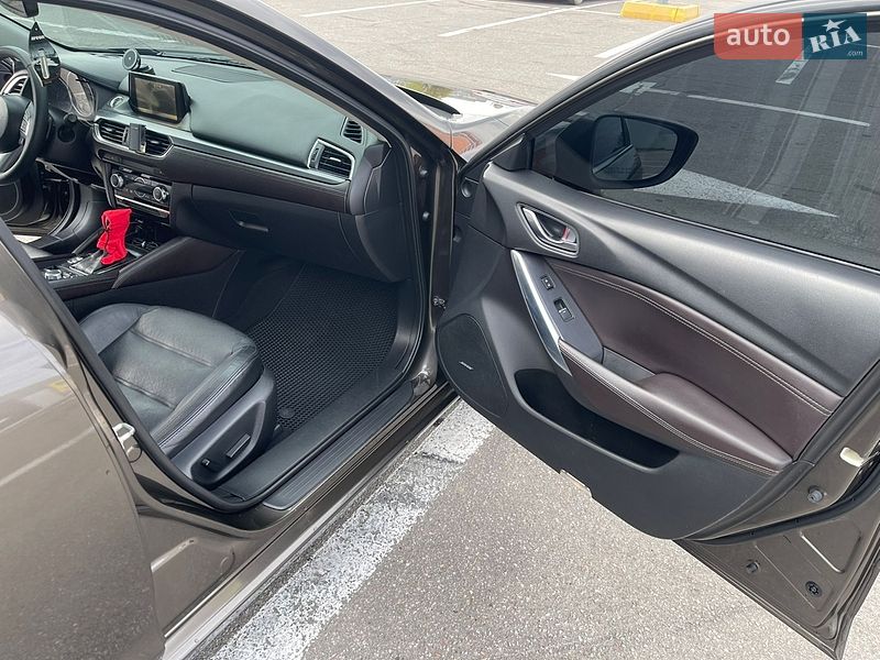 Седан Mazda 6 2015 в Полтаве