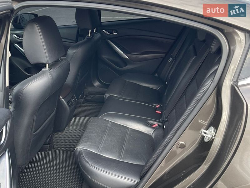 Седан Mazda 6 2015 в Полтаве