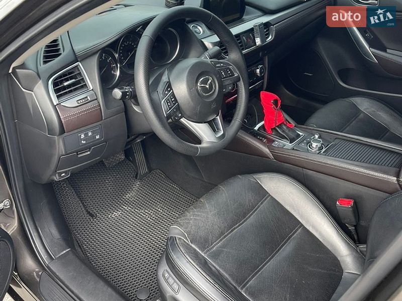 Седан Mazda 6 2015 в Полтаве