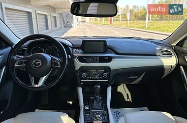 Седан Mazda 6 2016 в Киеве