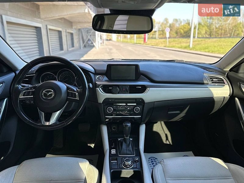 Седан Mazda 6 2016 в Киеве