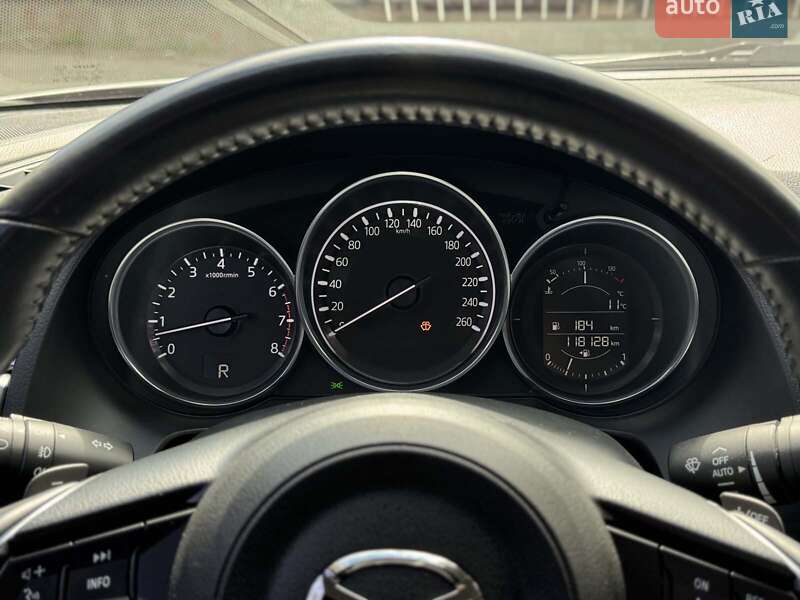 Седан Mazda 6 2017 в Киеве