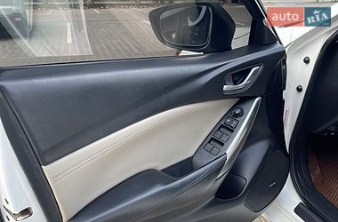 Седан Mazda 6 2013 в Черновцах